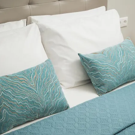 公寓 Aquadia *